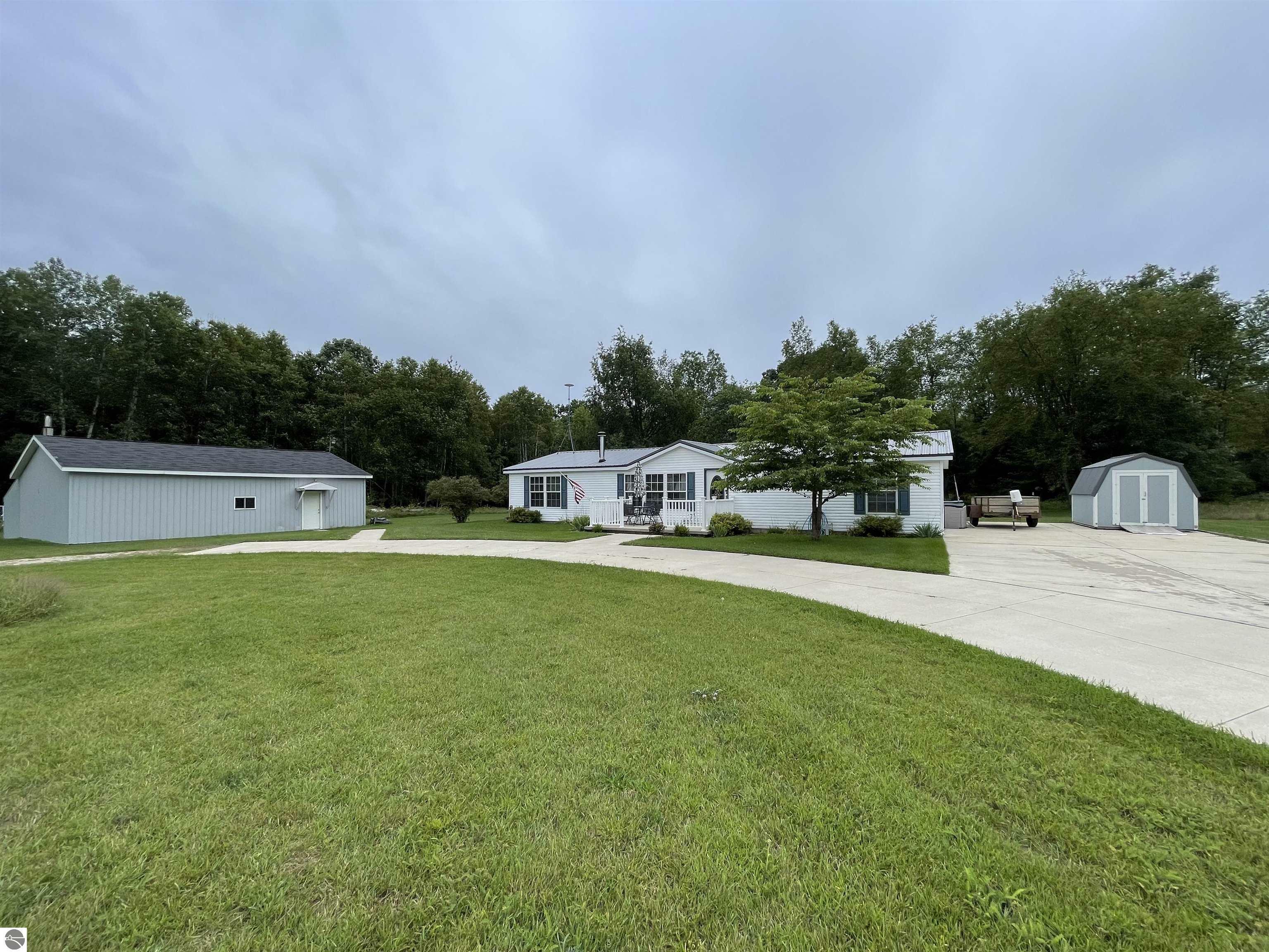 Property Photo:  3425 W Bawkey Road  MI 48622 