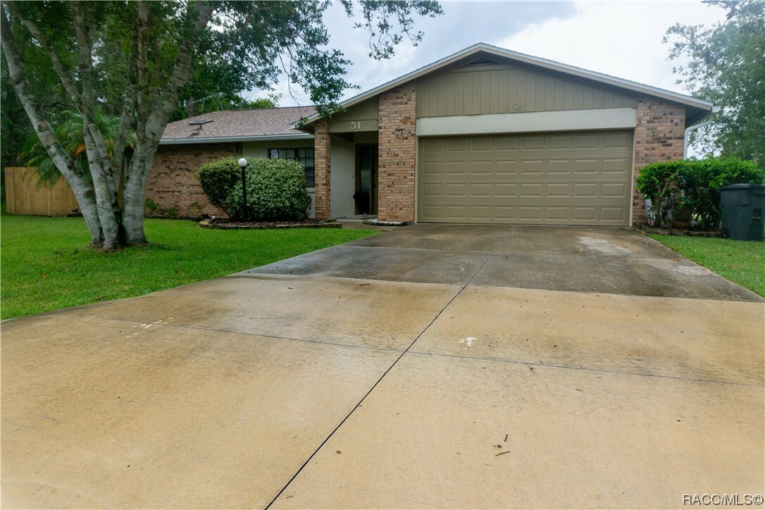 Property Photo:  51 Pershing Lane  FL 32164 