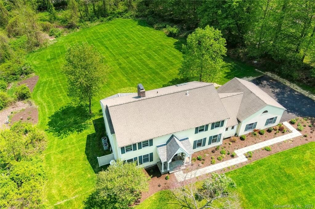 Property Photo:  580 Ridgebury Road  CT 06877 