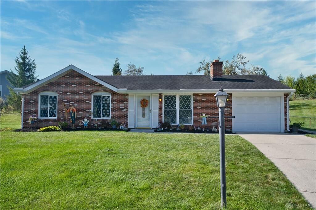 Property Photo:  2310 Grierson Place  OH 45324 