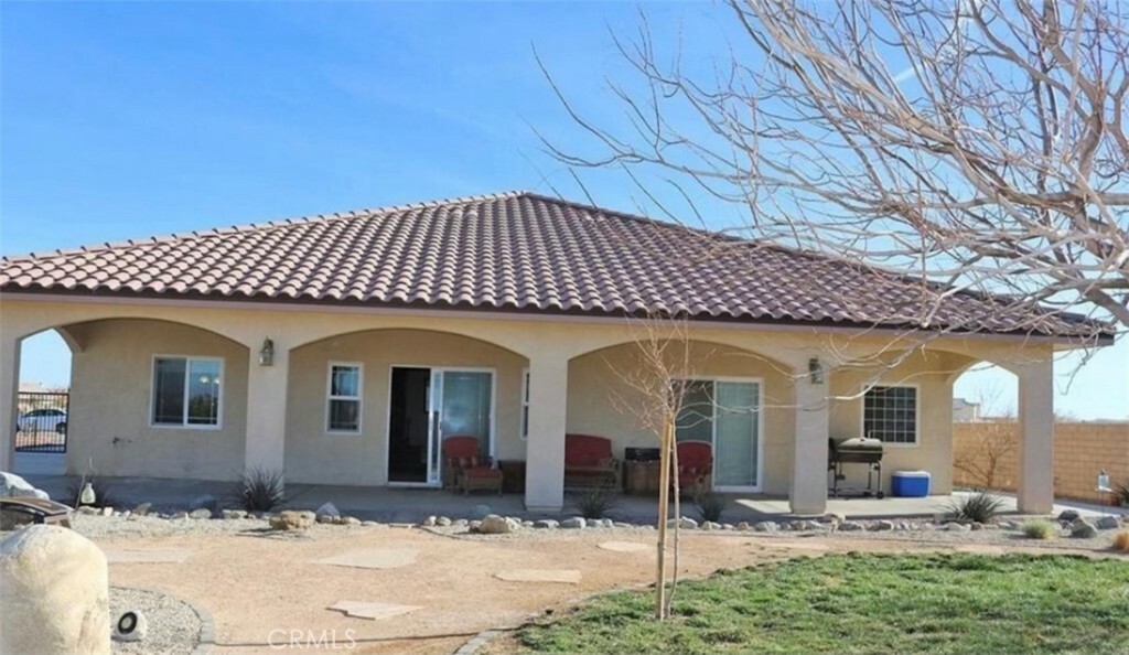 Property Photo:  21631 Lyn Avenue  CA 93505 