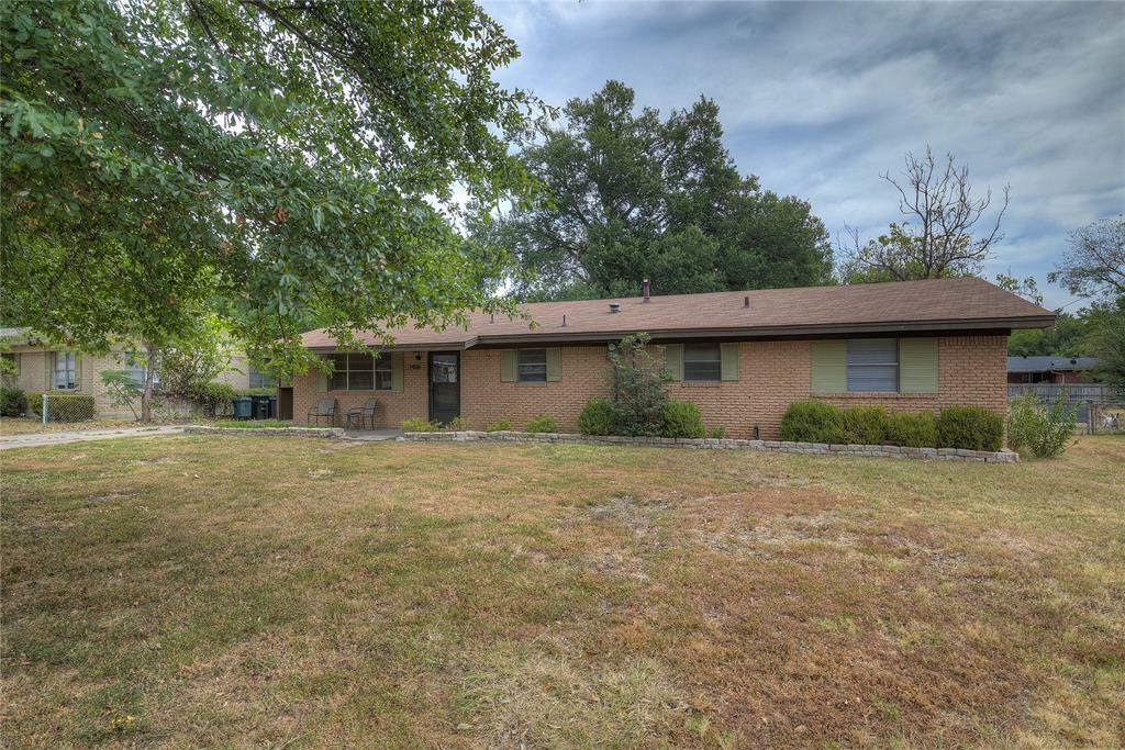 Property Photo:  1406 Holiday Drive  TX 75482 