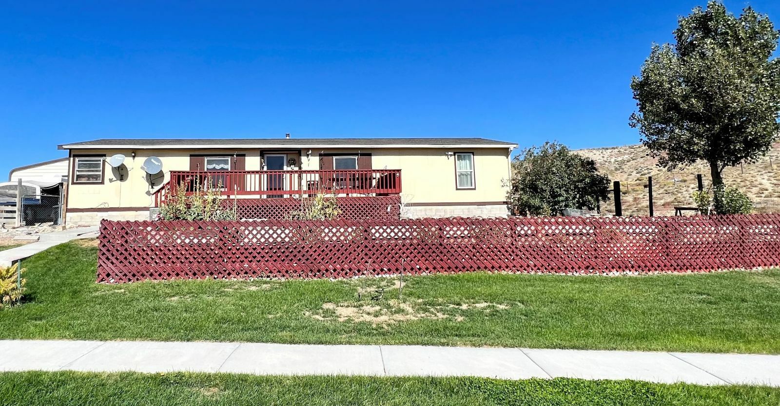 Property Photo:  1829 Pickering Avenue  NV 89815 