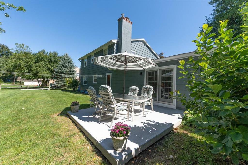 Property Photo:  12 Brentwood Avenue  PA 18045 