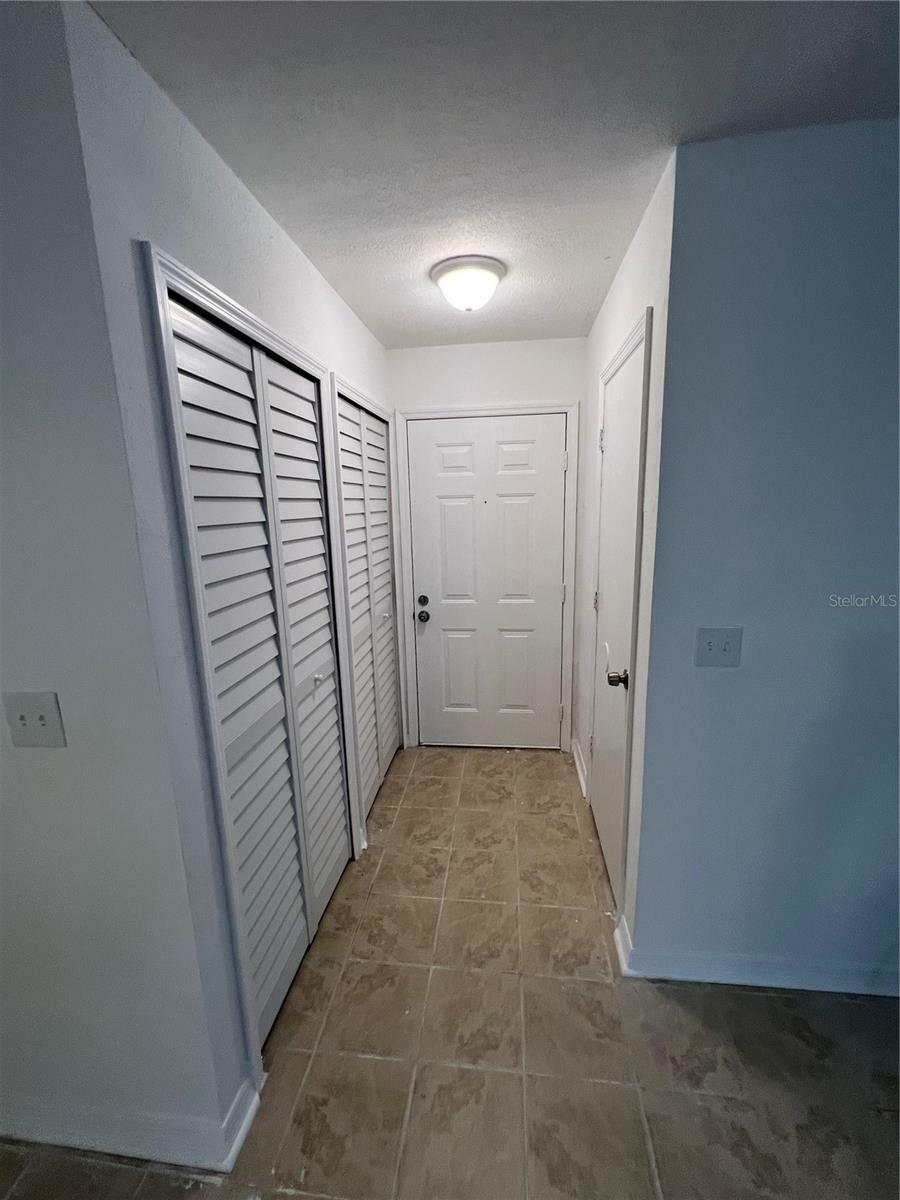 Property Photo:  5998 Westgate Drive 101  FL 32835 