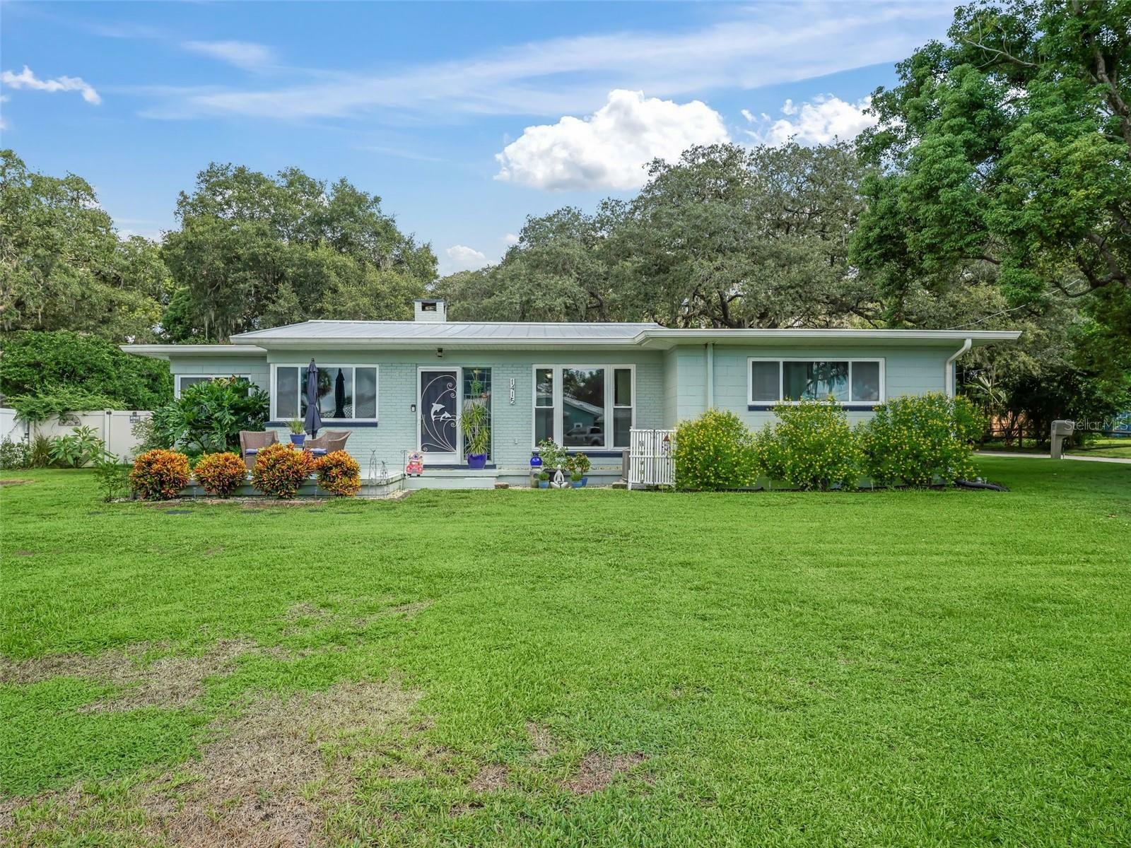 Property Photo:  1415 Raintree Lane  FL 32757 