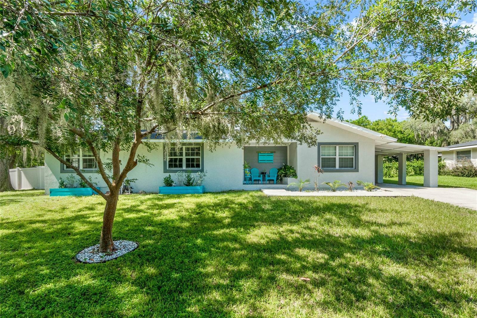 Property Photo:  1050 N Magnolia Circle  FL 32726 