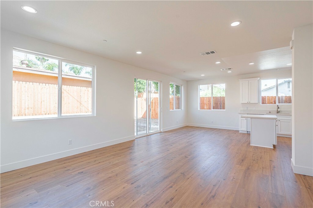 Property Photo: 743 Lake Street CA 92530