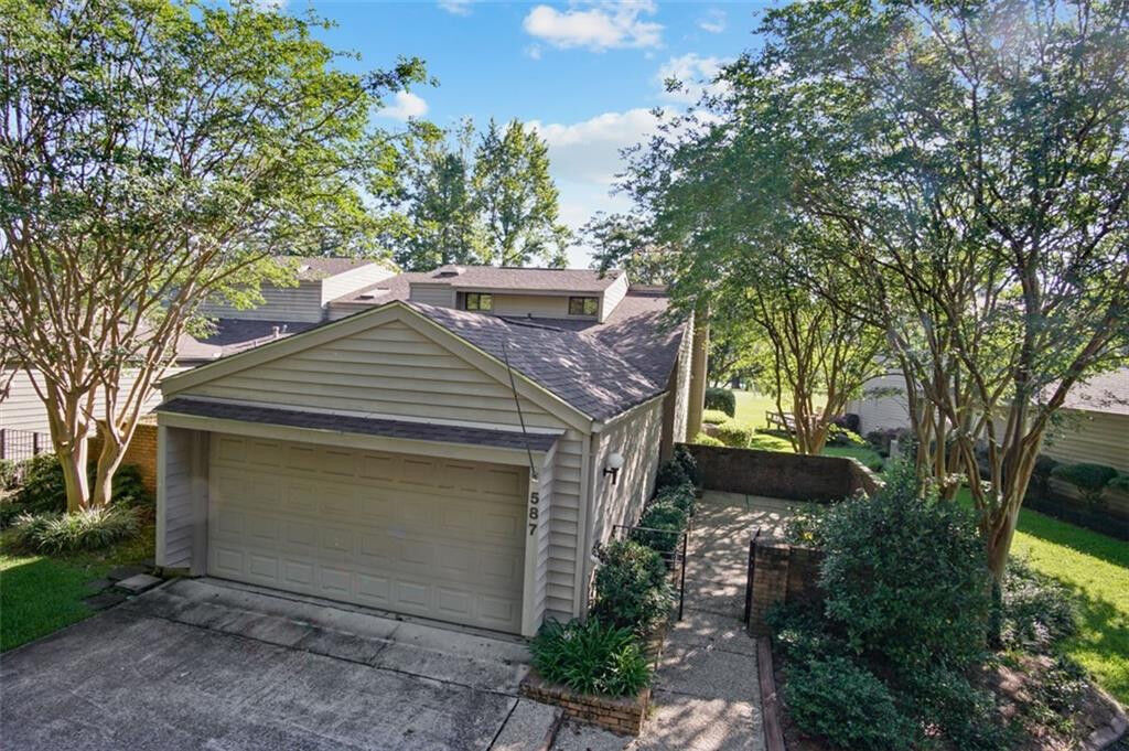 Property Photo:  587 Beau Chene Drive  LA 70471 