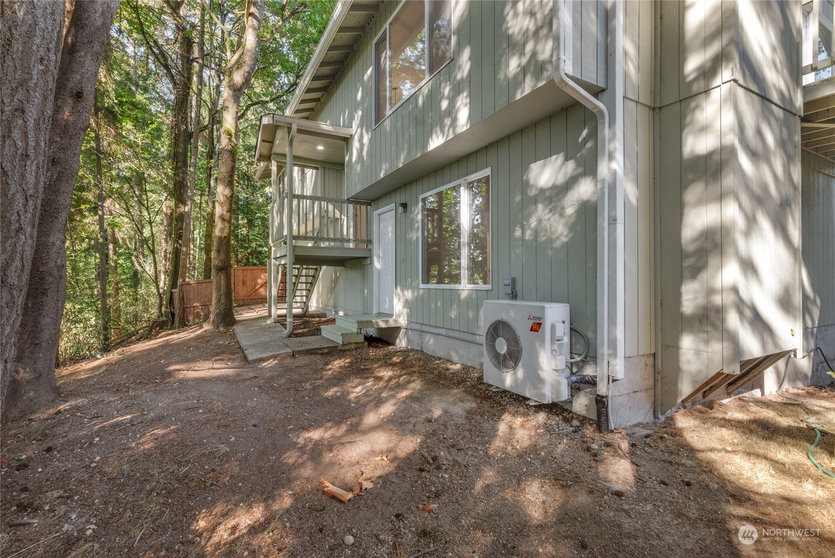 Property Photo: 3815 NE 205th Street WA 98155