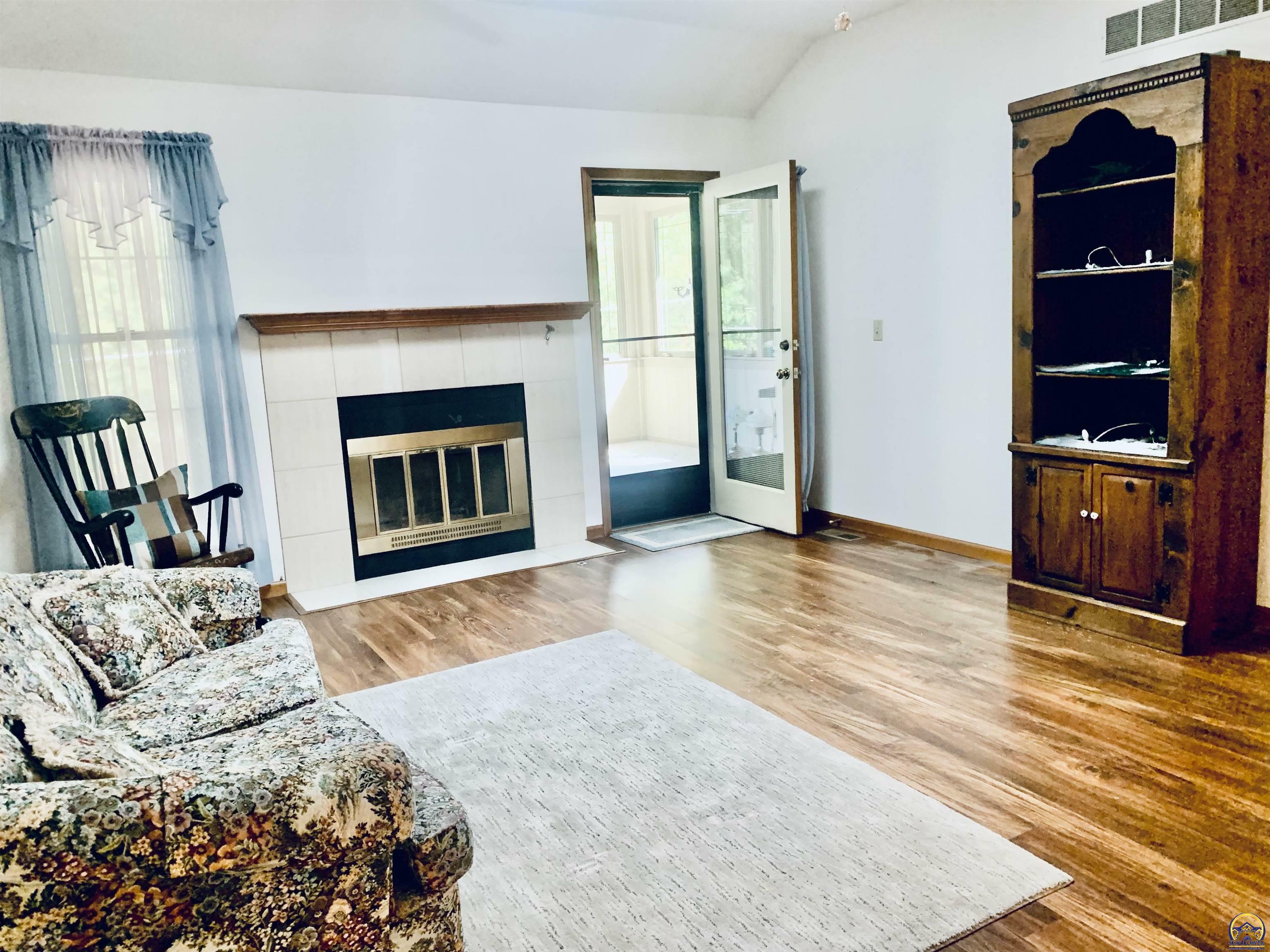 Property Photo: 2632 SW Arrowhead Rd #B KS 66614