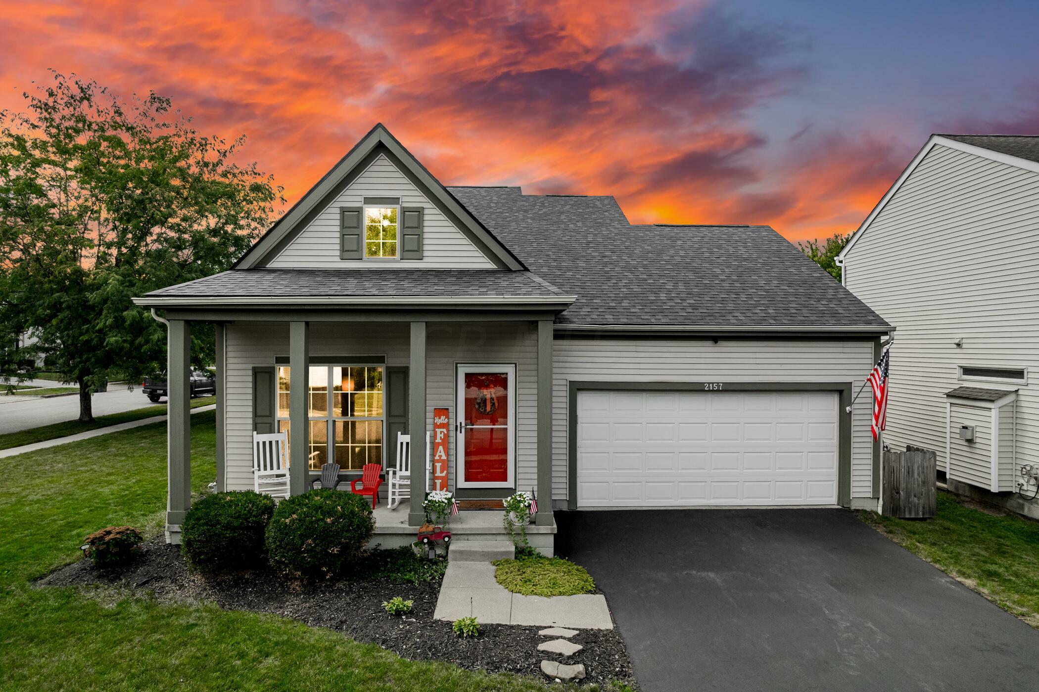Property Photo: 2157 Staghorn Way OH 43123