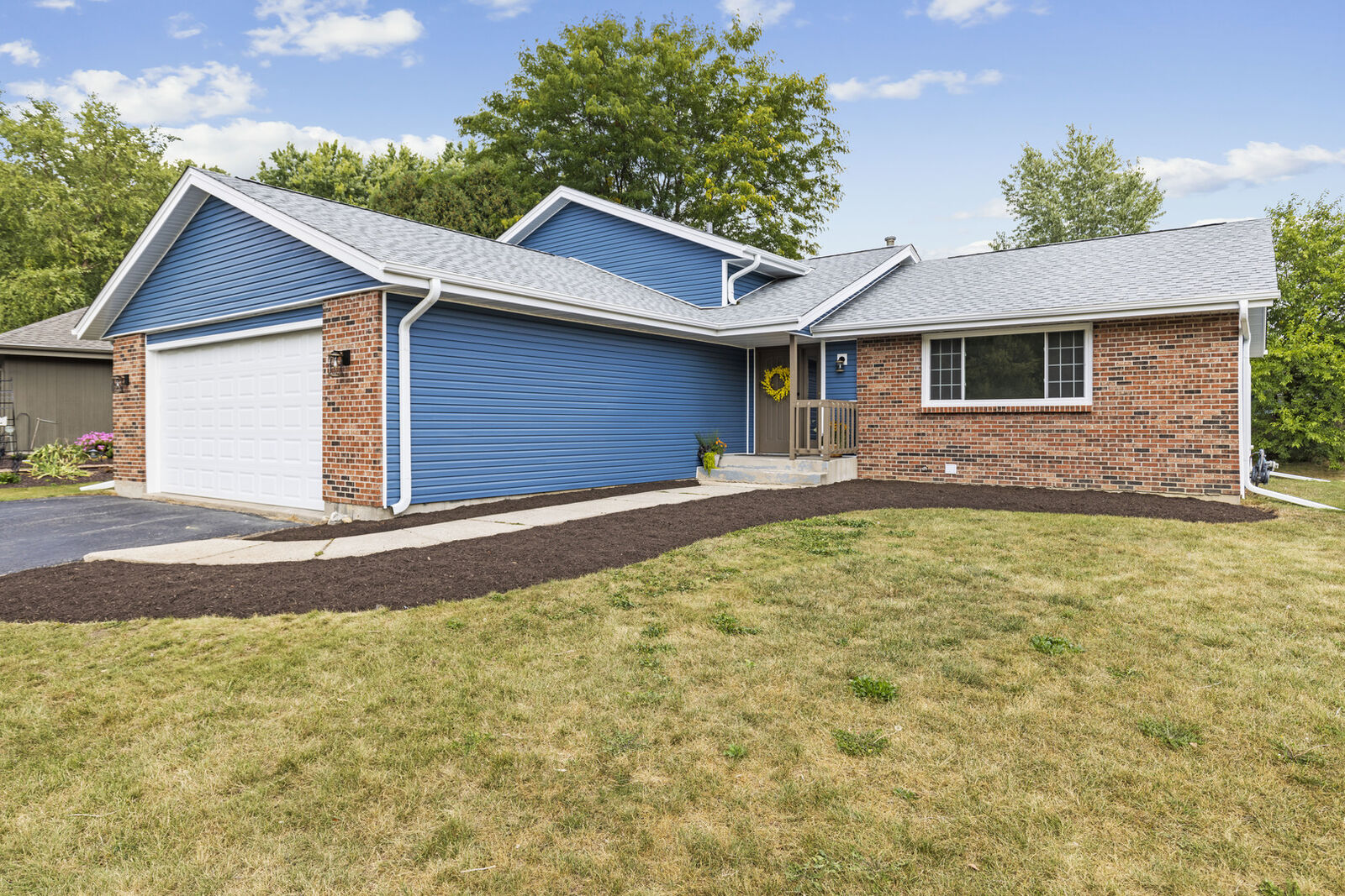 Property Photo: 3133 Maria Linden Drive IL 61114