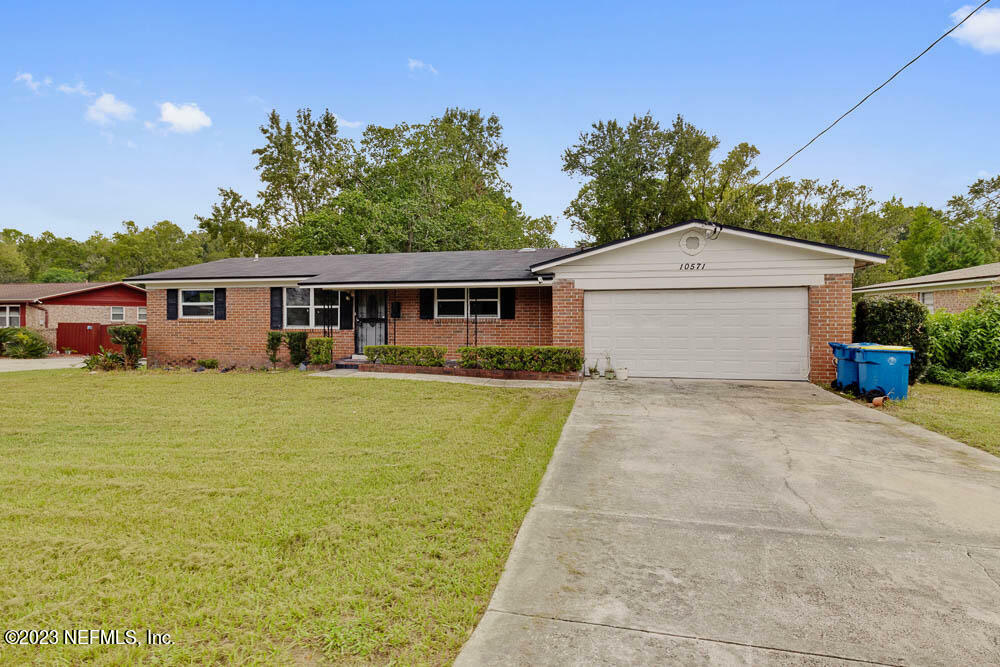 Property Photo:  10571 Villanova Road  FL 32218 