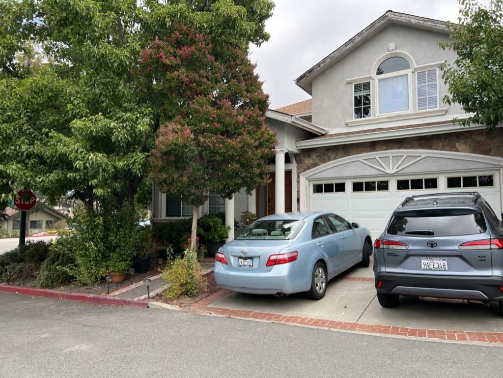 Property Photo: 992 Dee Court CA 94597