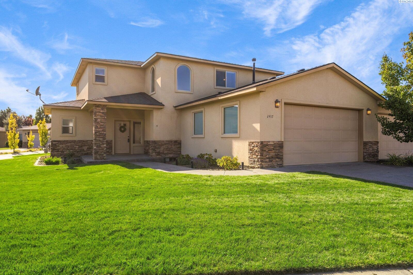 Property Photo:  2417 Delle Celle Street  WA 99354 