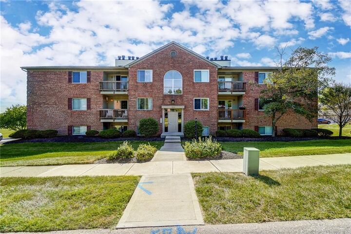 1635 Gelhot Drive 21  Fairfield OH 45014 photo