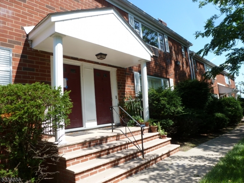Property Photo: 2467 Route 10 Bldg 32 Unit 3B NJ 07950