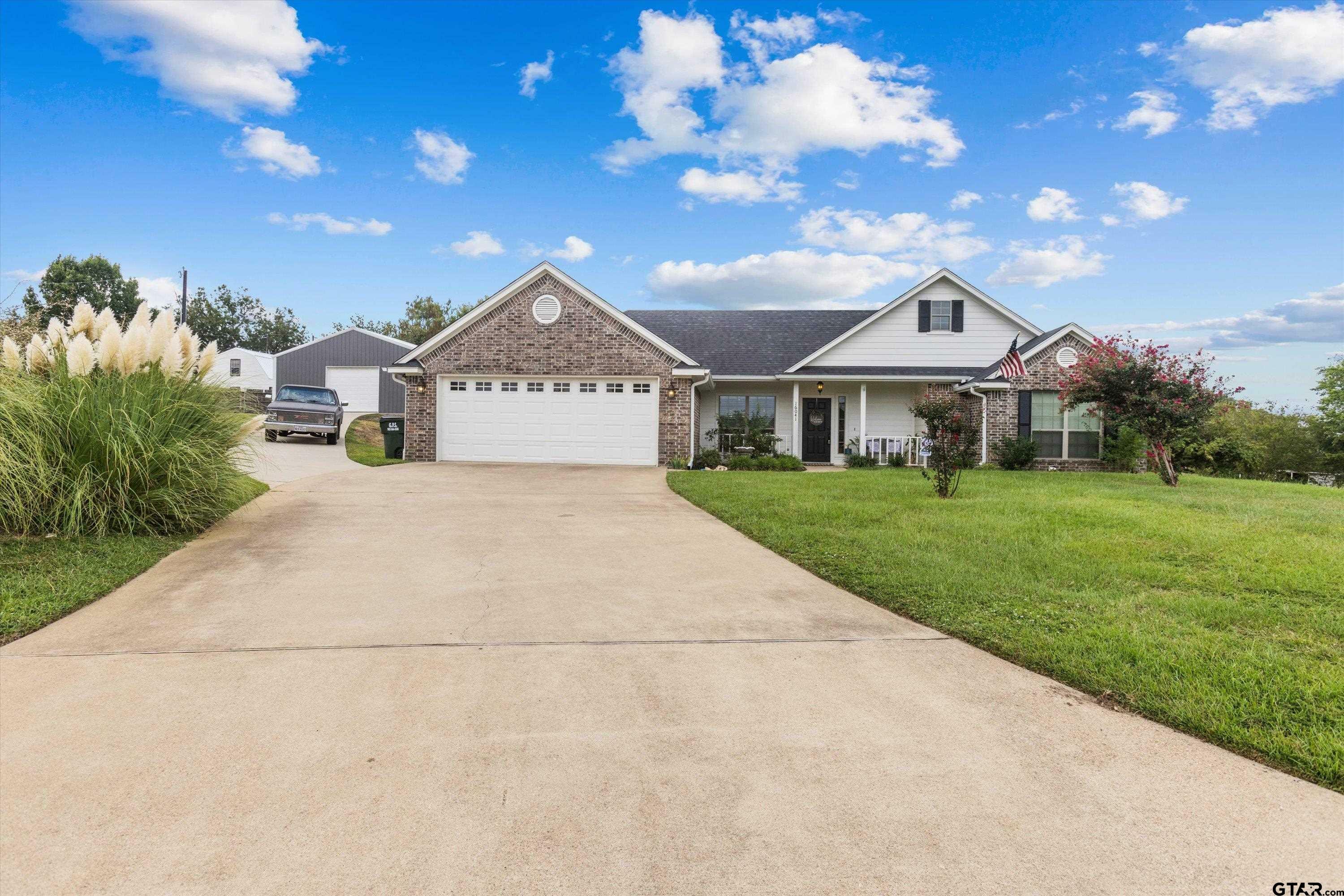 Property Photo:  16041 Hickory Hill  TX 75771 