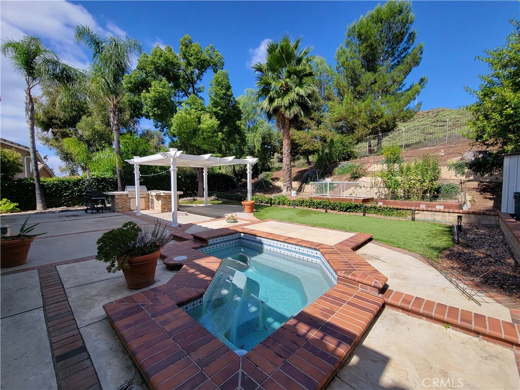 Property Photo:  753 Rushing Creek Place  CA 91360 