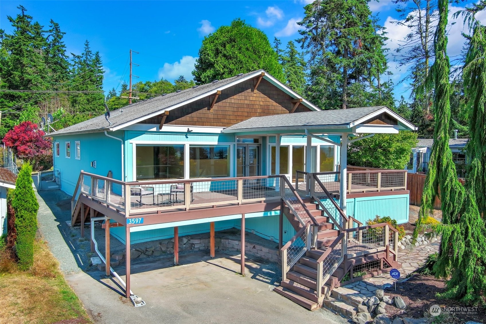 Property Photo:  3597 Marine View Drive  WA 98253 