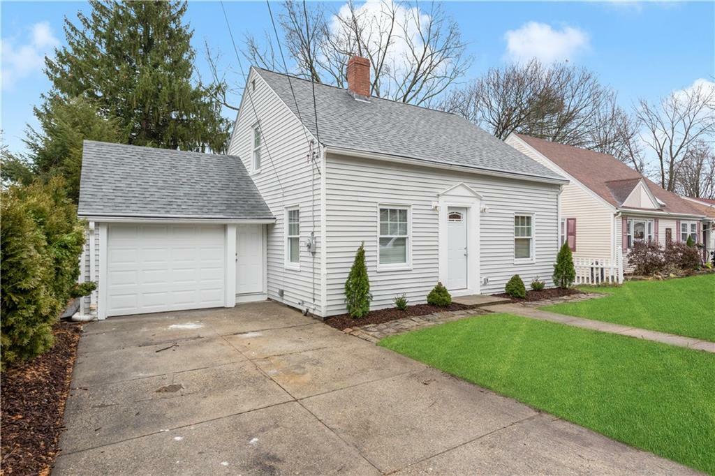 13 Harris Av  Johnston RI 02919 photo