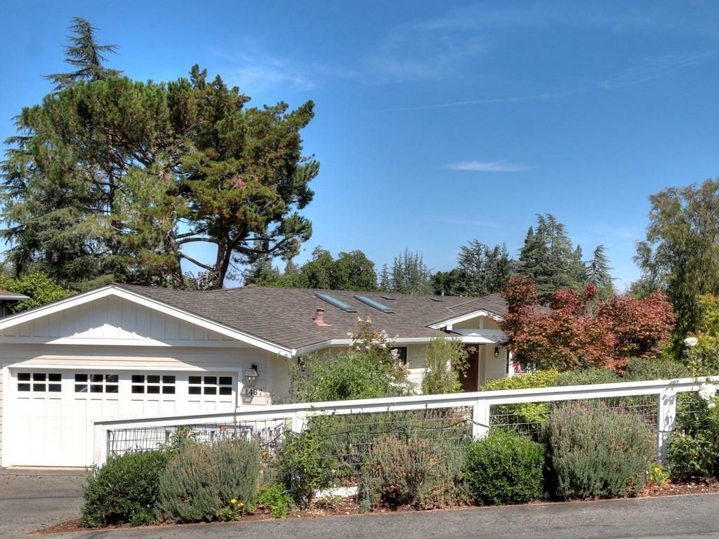 Property Photo: 1467 Topar Avenue CA 94024