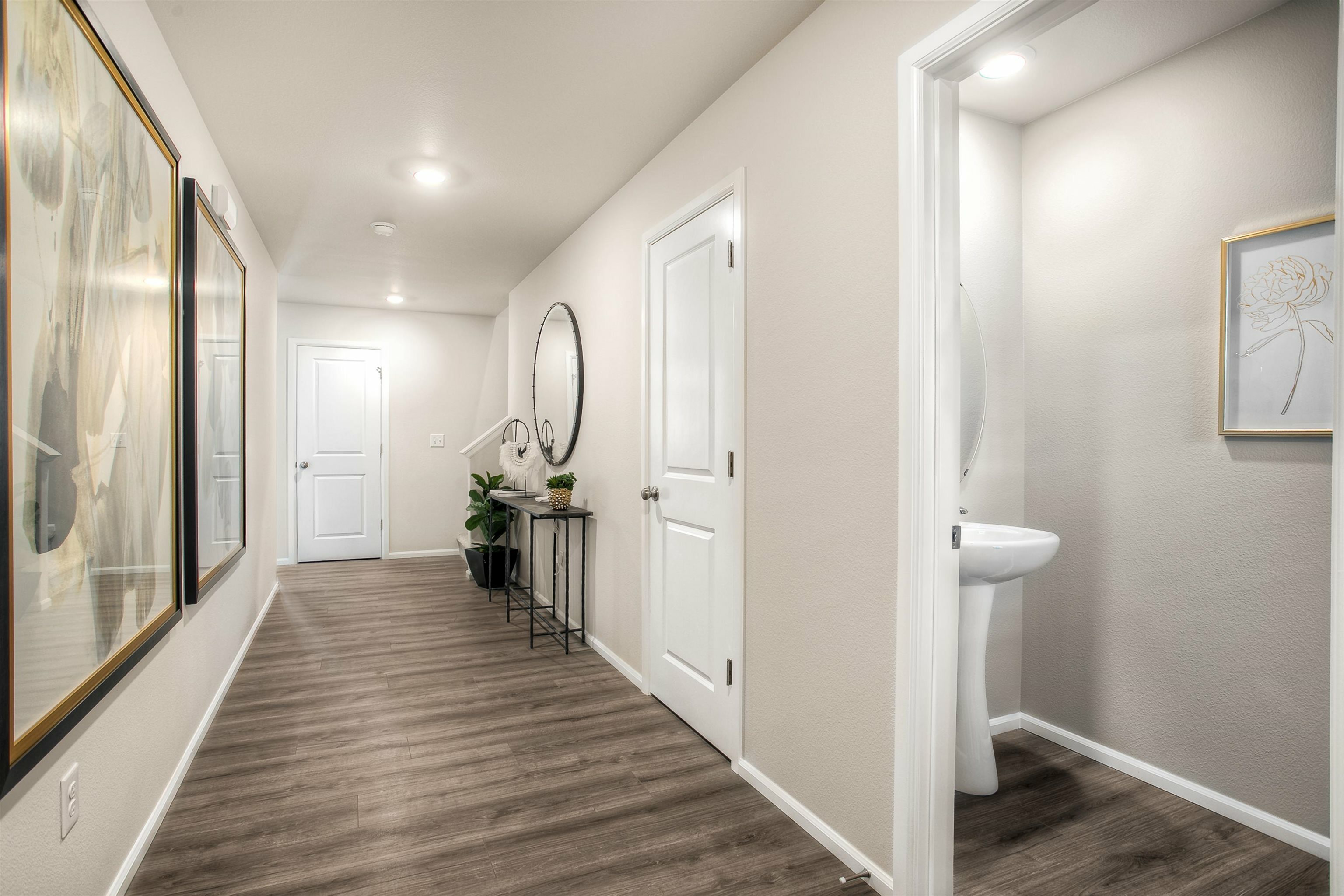 Property Photo: 10888 N Paiute St WA 99208
