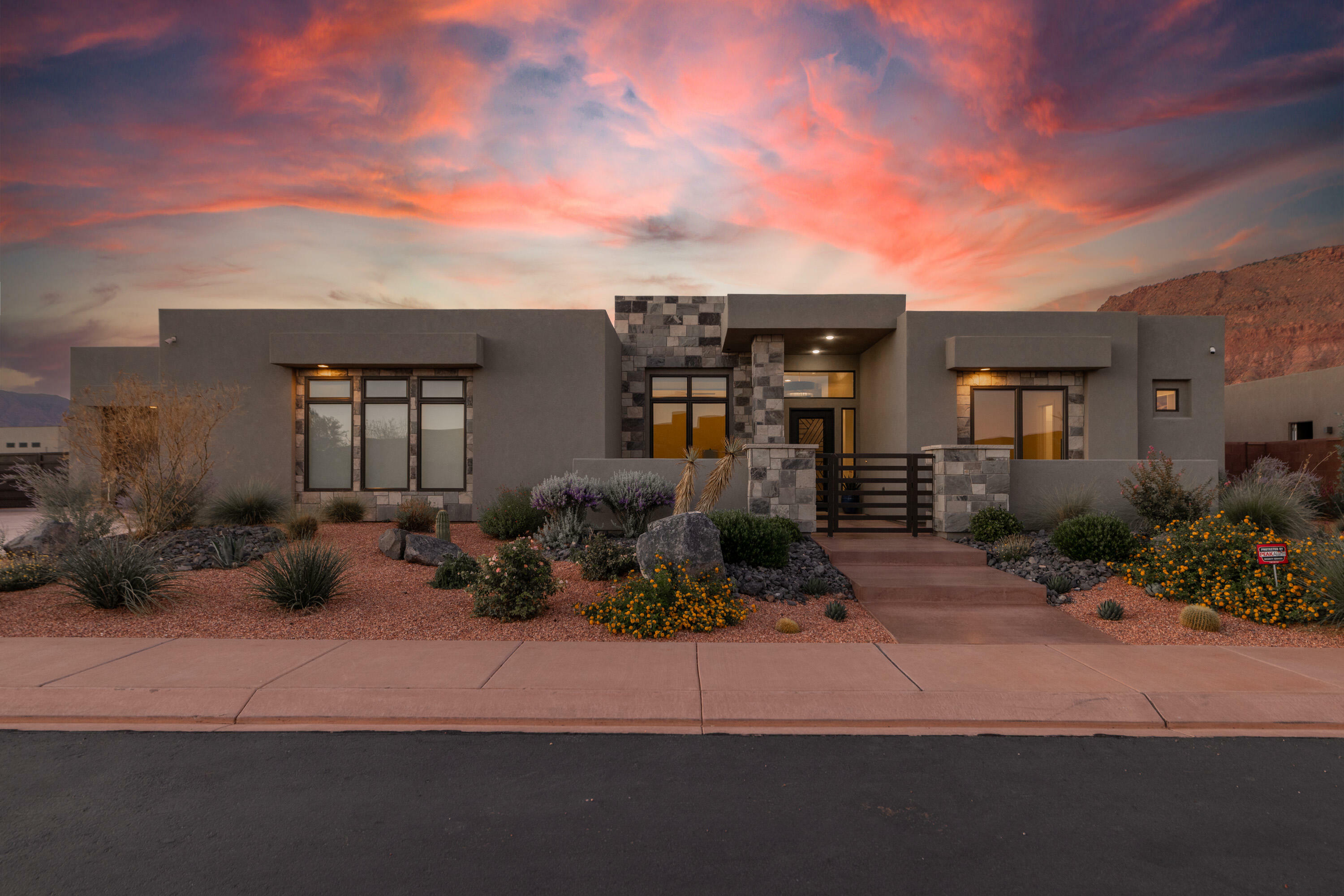 516 W 30 S  Ivins UT 84738 photo