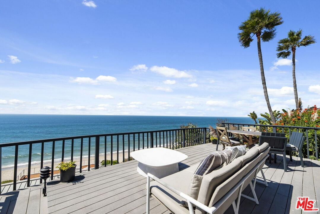 Property Photo:  31648   Broad Beach Rd  CA 90265 