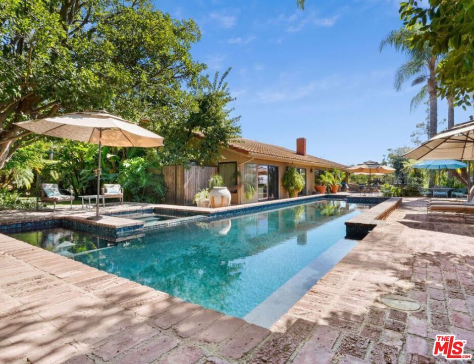 Property Photo:  1701  S Monte Viento St  CA 90265 