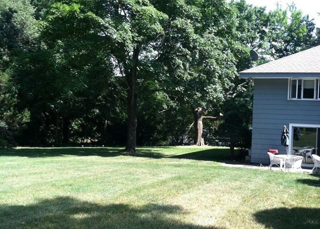 Property Photo: 15 Lathrop Rd MA 02482