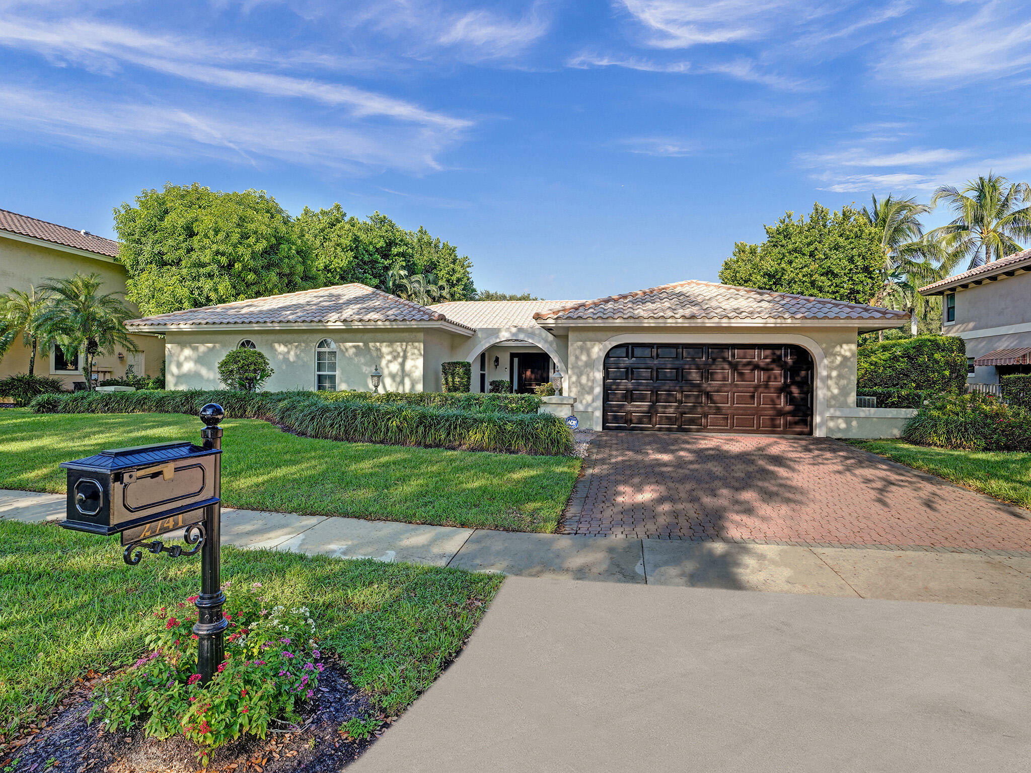 Property Photo: 2741 NW 27th Avenue FL 33434