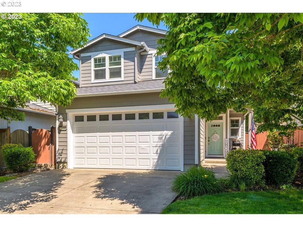 Property Photo: 2455 Mountain Terrace OR 97408