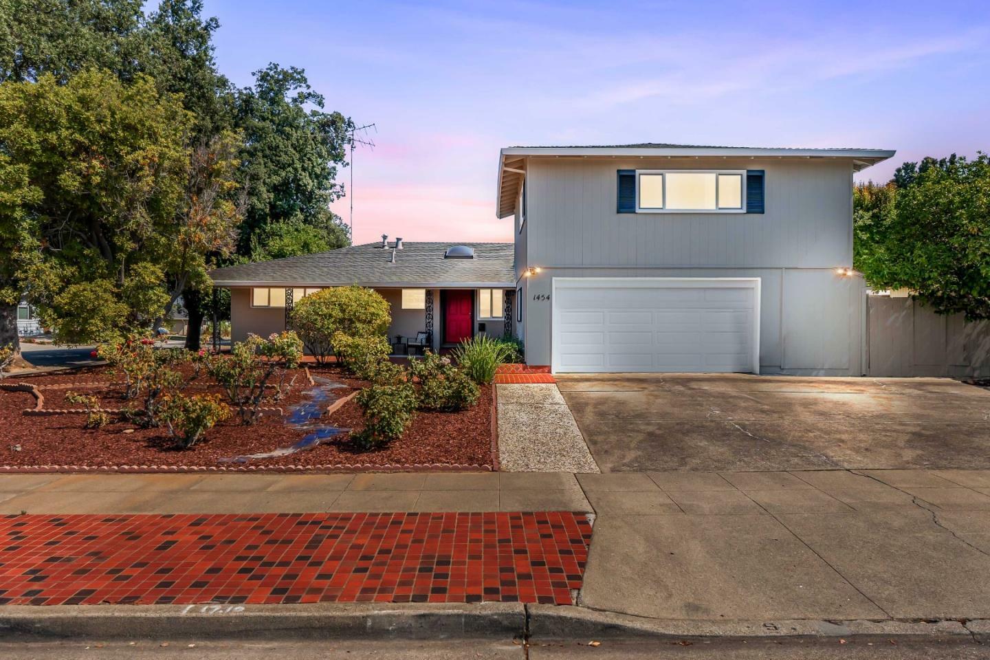 1454 Prince Edward Way  Sunnyvale CA 94087 photo