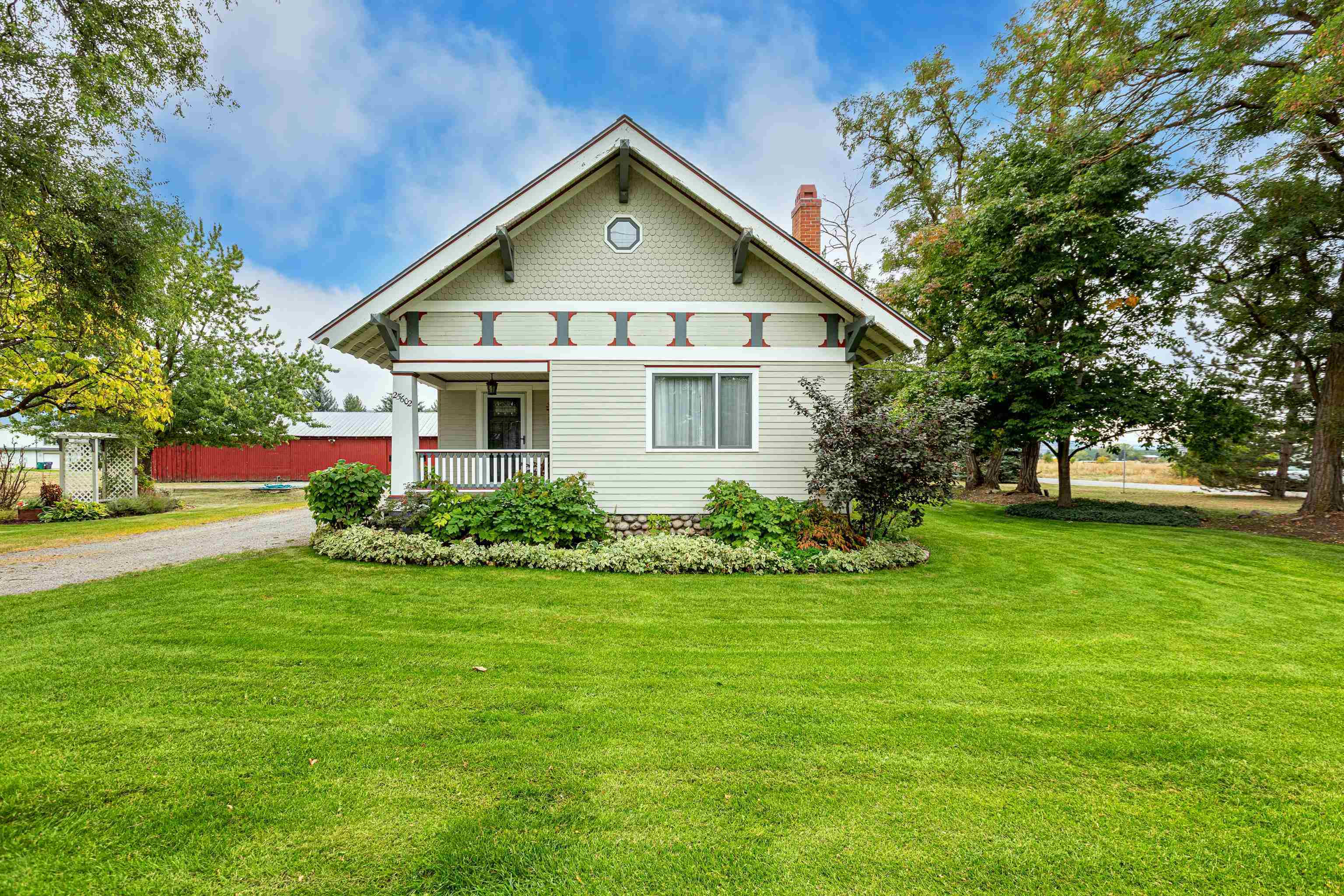 Property Photo: 25602 E Wellesley Ave WA 99025