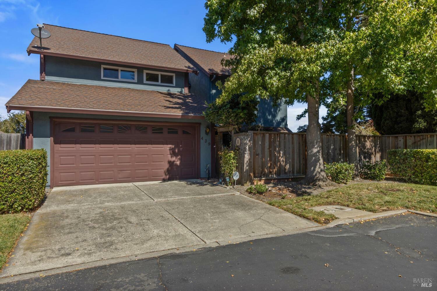 439 Hawthorne Lane  Benicia CA 94510 photo