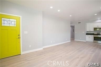 Property Photo:  614 W 85th Street 1/2  CA 90044 