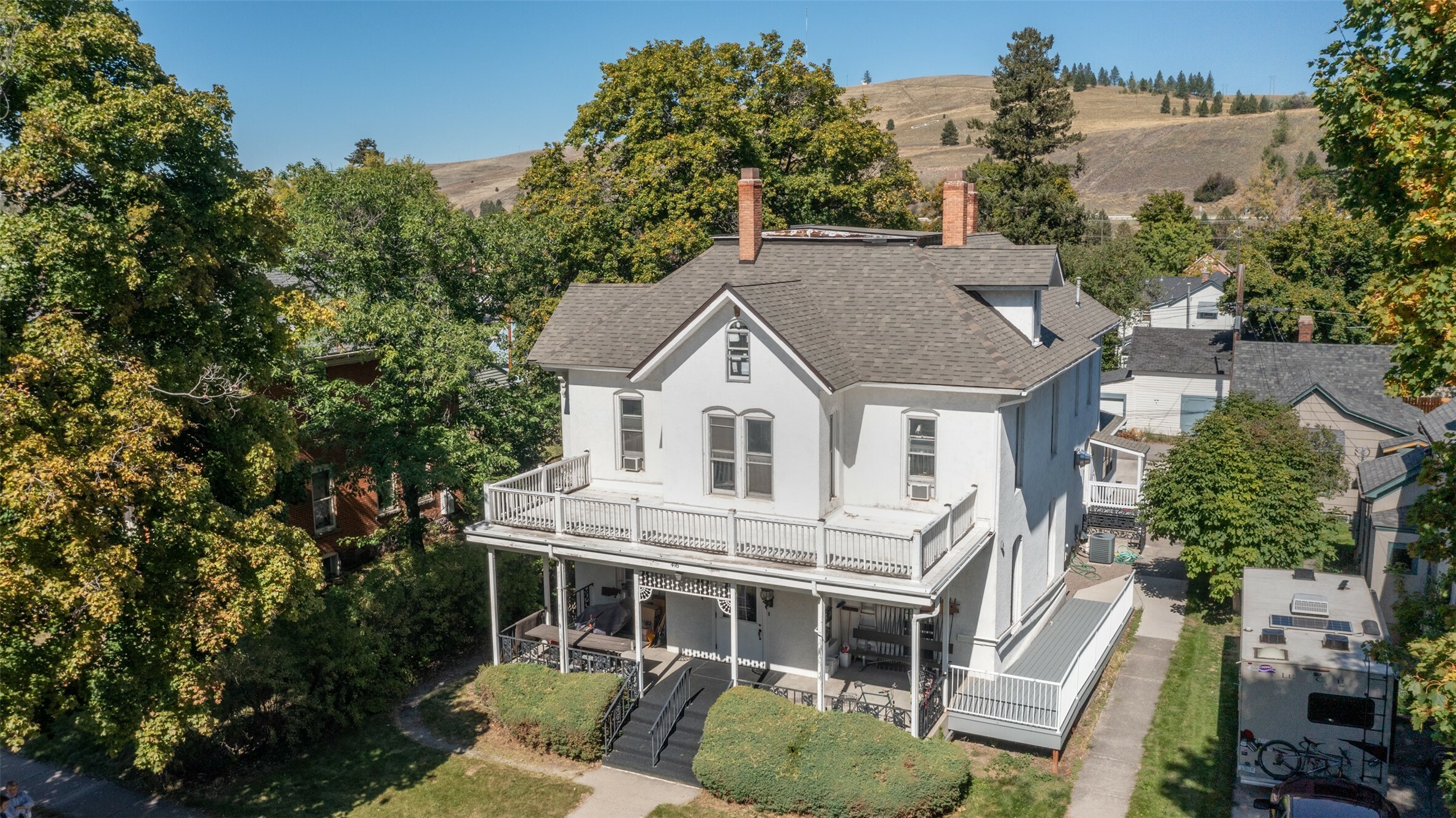 Property Photo: 416 E Pine Street MT 59802