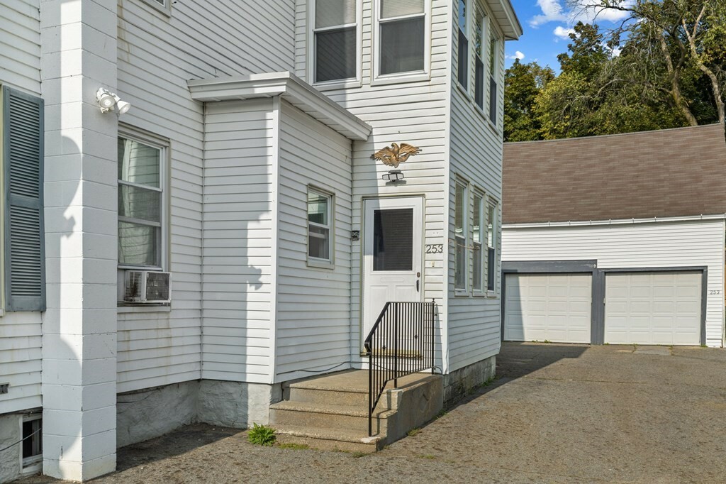 Property Photo:  253 Mammoth Rd  MA 01854 