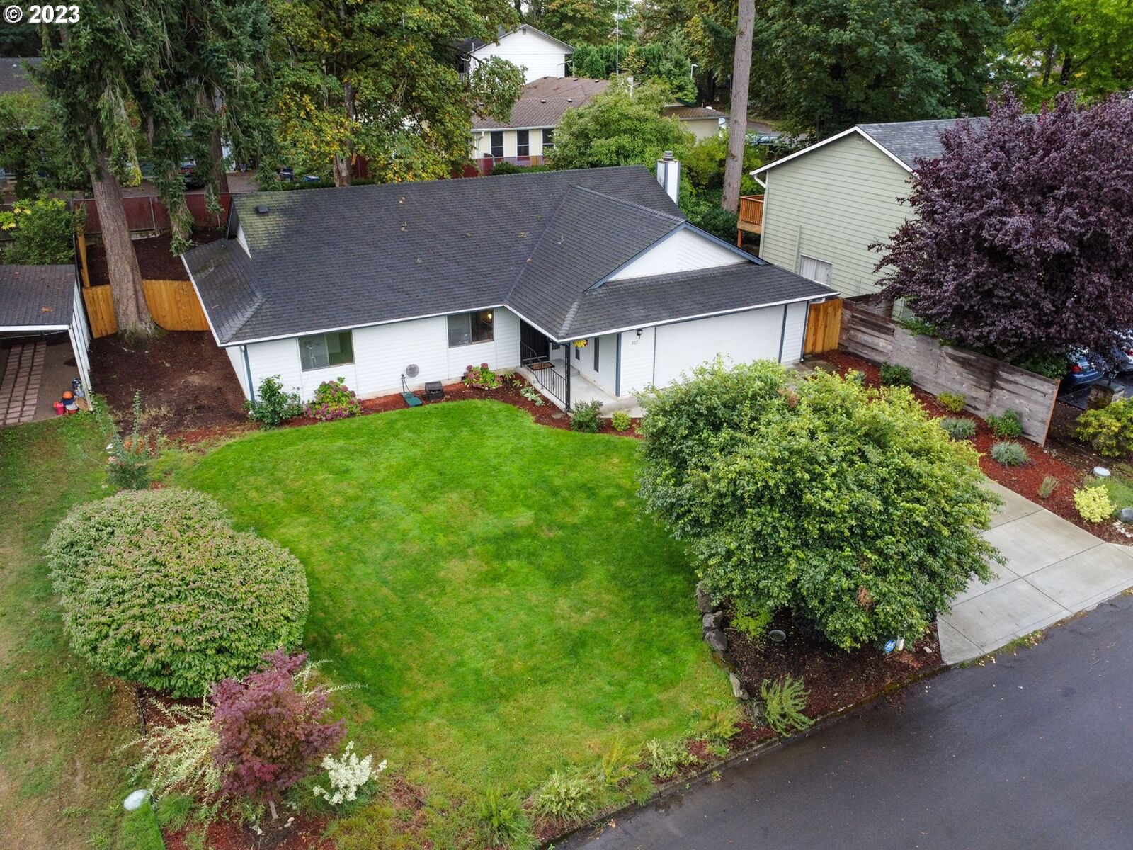 Property Photo: 2107 NE 90th St WA 98665