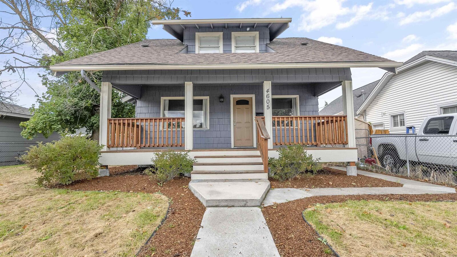Property Photo:  4605 N Lincoln St  WA 99205 