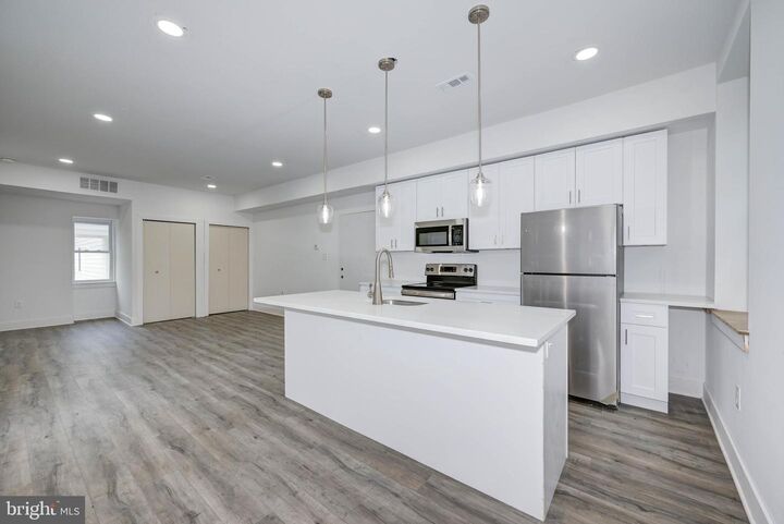 211 E Union Street 1  Burlington NJ 08016 photo