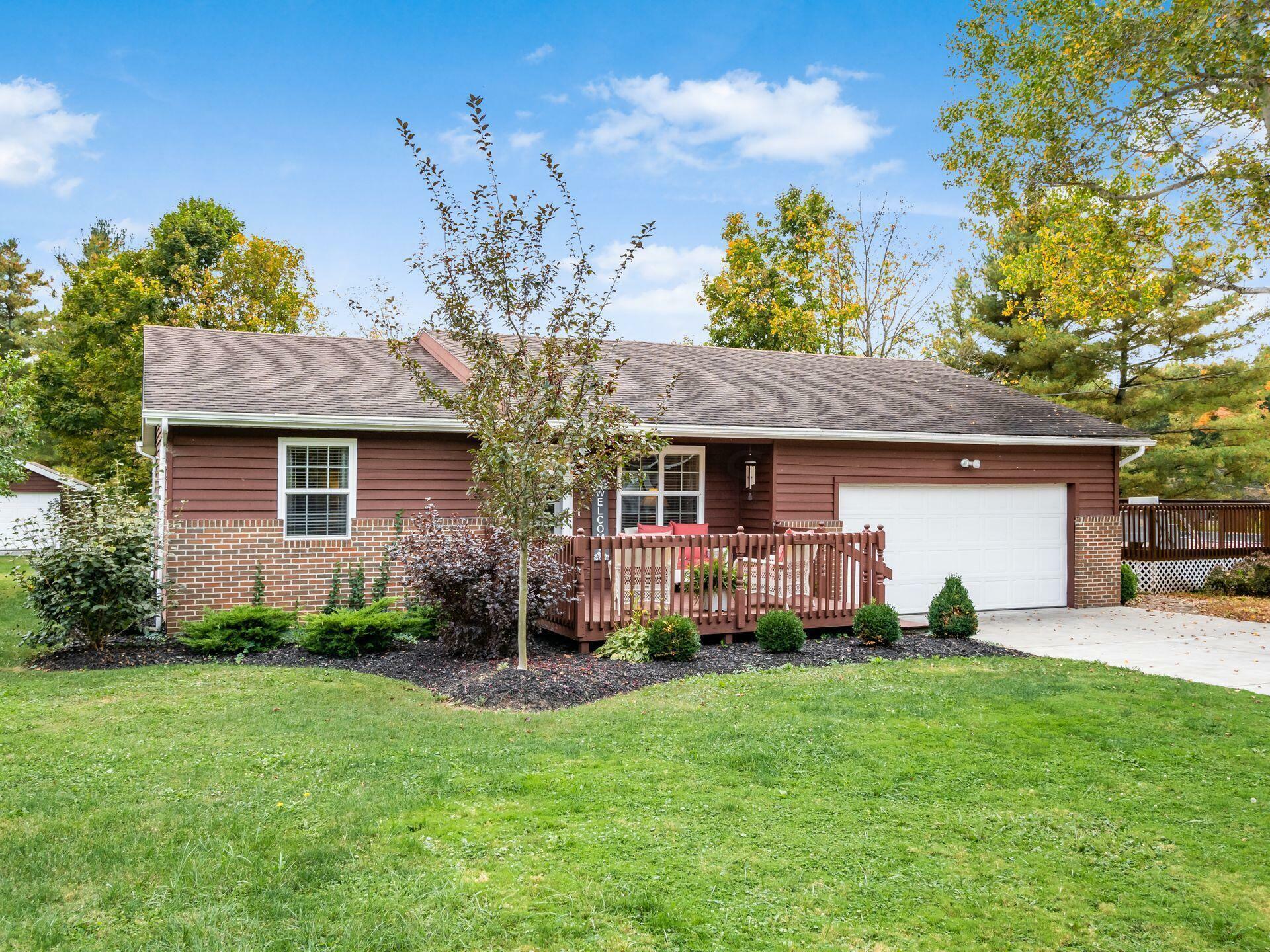 Property Photo:  4412 Mounts Road NW  OH 43001 