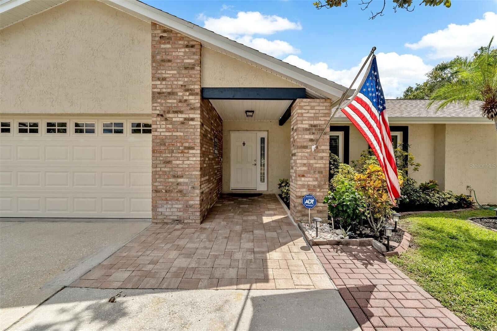 Property Photo:  2628 Sunridge Circle  FL 34684 