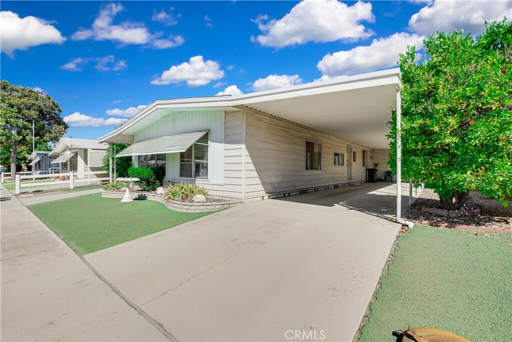 Property Photo: 656 Palos Drive CA 92543