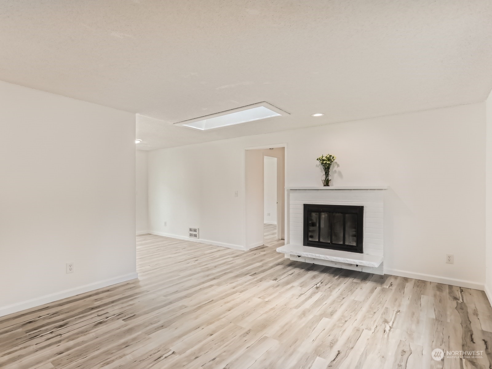 Property Photo: 9211 3rd Place SE WA 98208