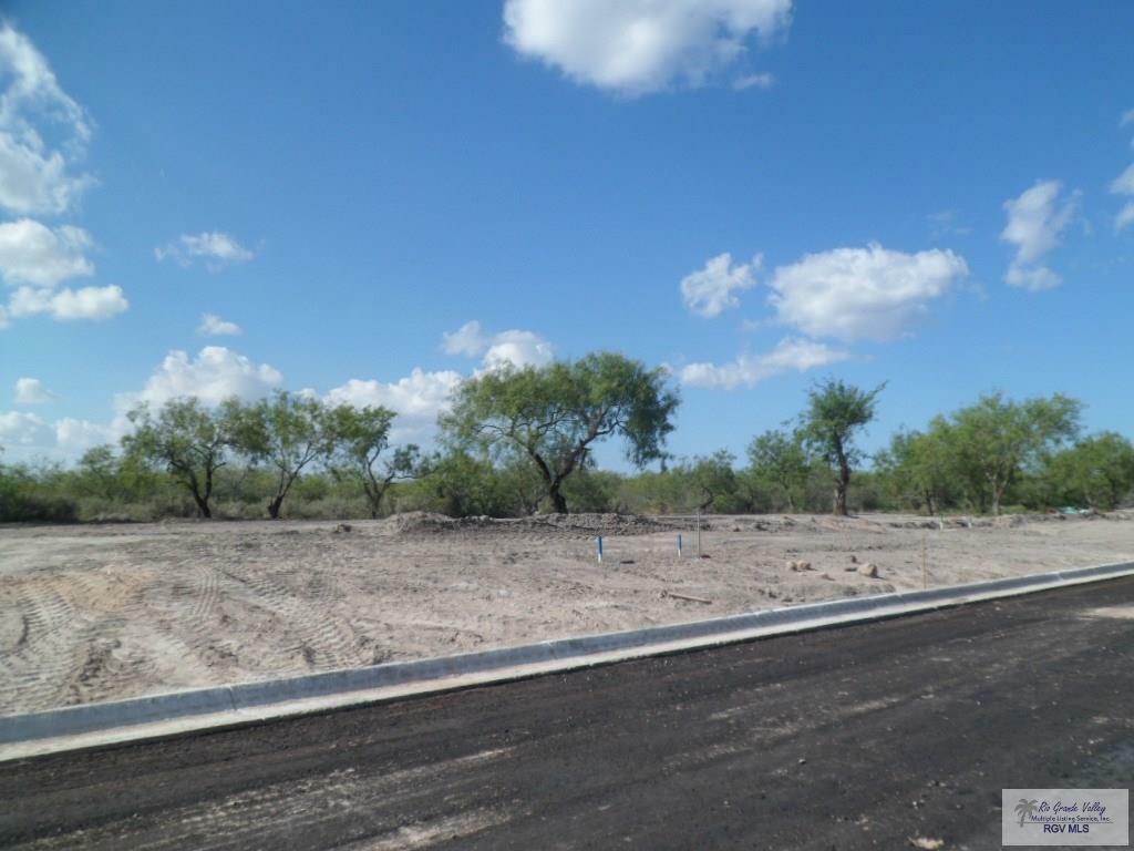 Property Photo:  Lot 15 Circulo Paradise  TX 78586 