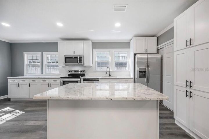 Property Photo: 1007 E 32nd Avenue FL 33603