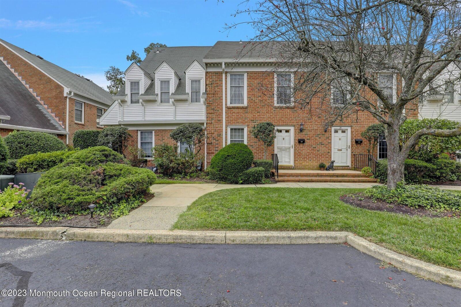 Property Photo:  38 Wyckham Road  NJ 07762 